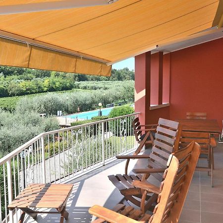 Apartment Joan Miro With Pool Bardolino Exterior photo
